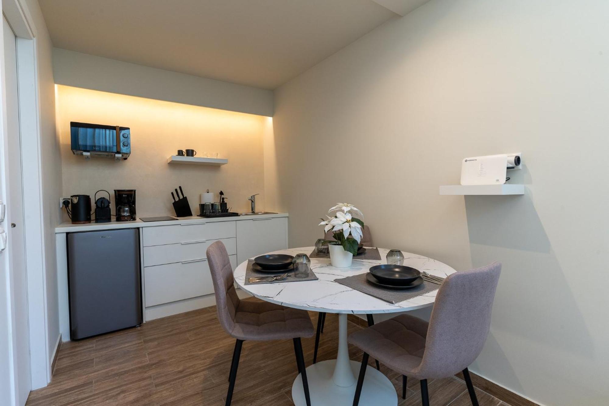 Apartment Acropolis Local Loft Athens