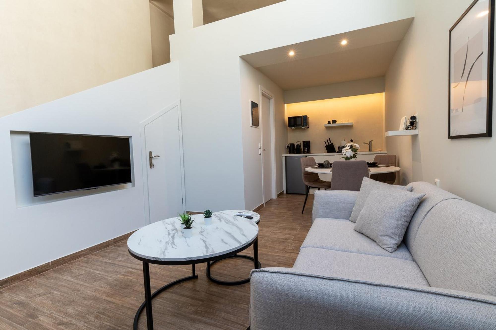 Acropolis Local Loft * Athens