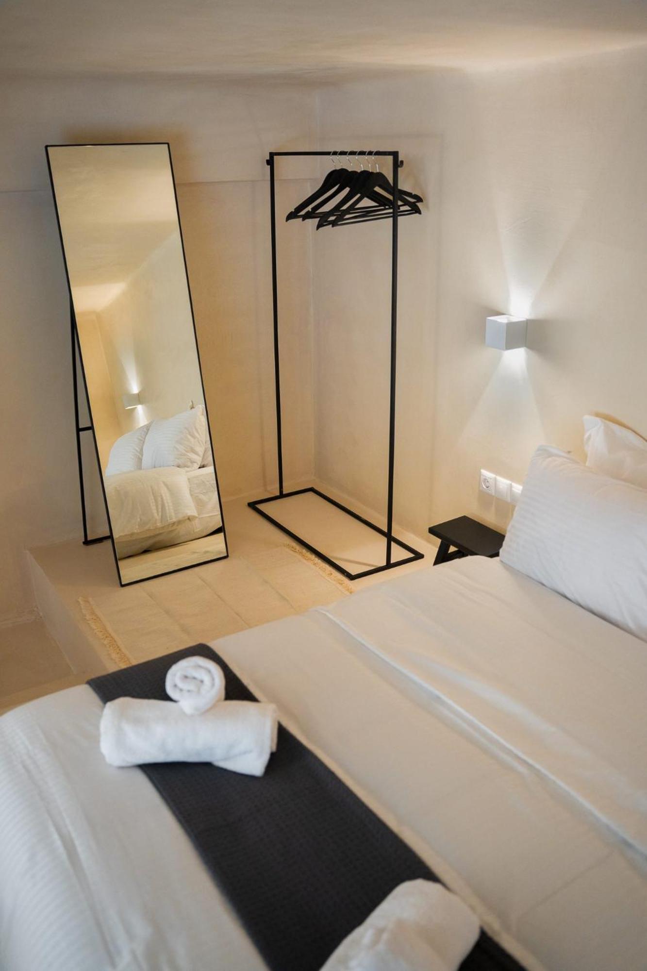 Acropolis Local Loft *